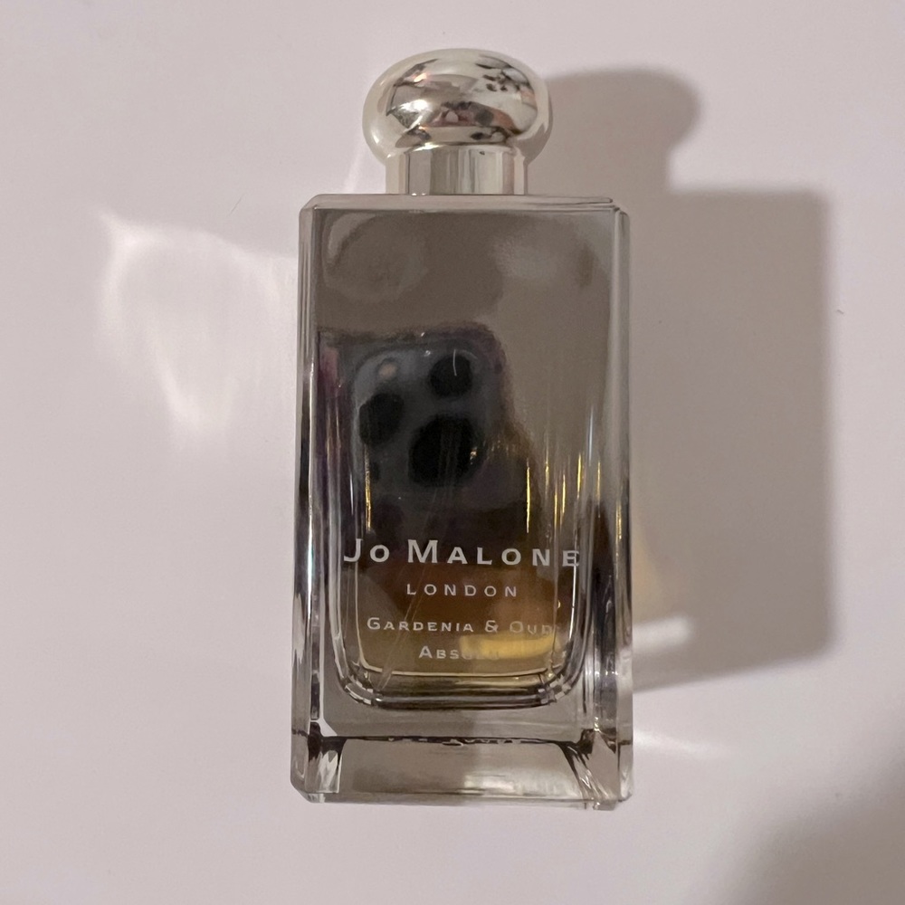 Jo Malone Gardenia and Oud absolu